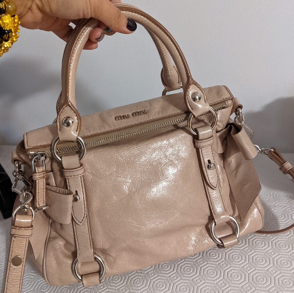 ✨MIU MIU✨ BEAUTIFUL Bow handbag